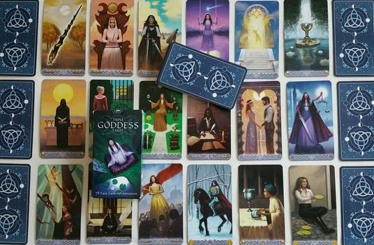 Купити Triple Goddess Tarot | Тріада Богинь Таро 8949 в інтернет